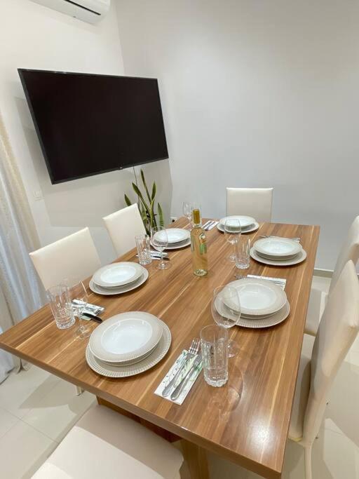 شقة The Cosy Nest - Breakfast Lncluded Rhodes City المظهر الخارجي الصورة